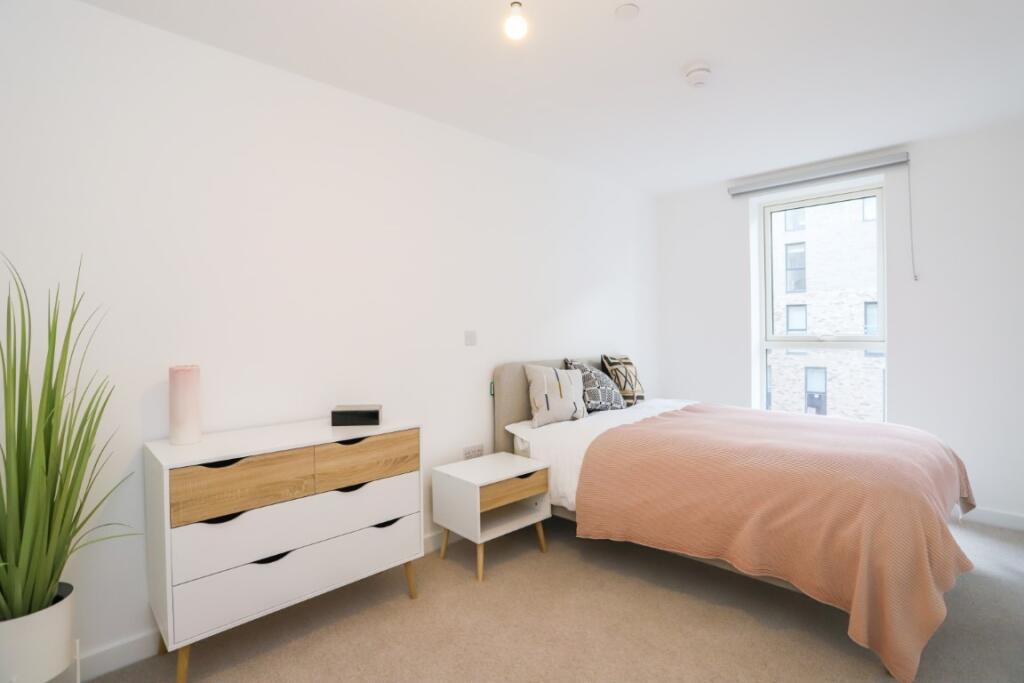 Main image of property: Clippers Quay Salford M50