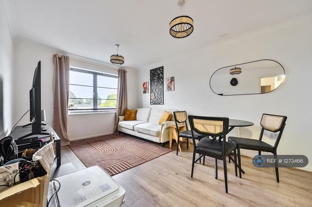 Main image of property: Jubilee Square, Reading, RG1