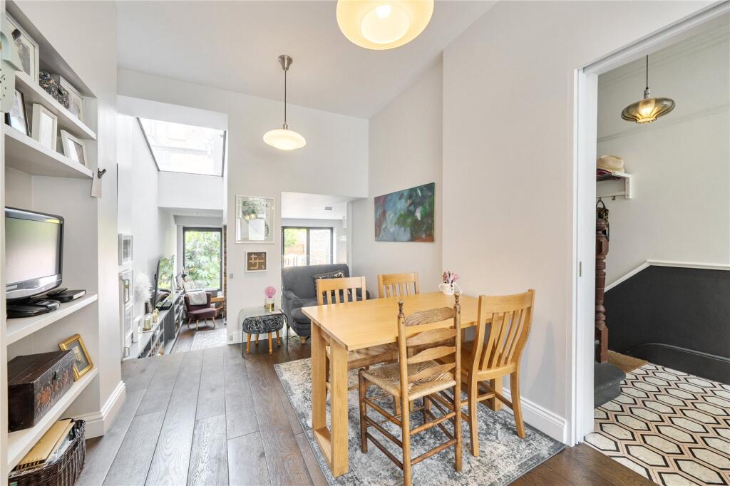 House in London - More