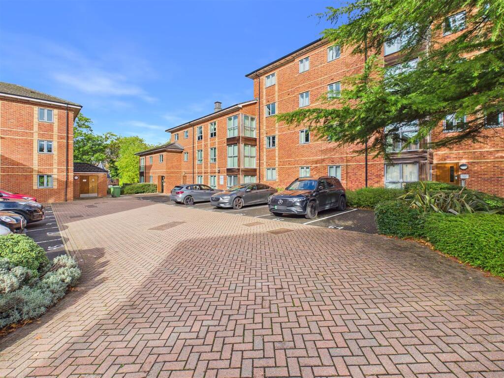 2-bed apartment