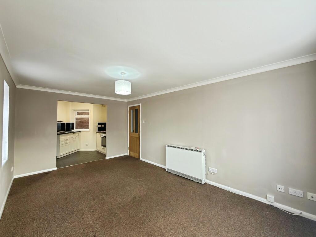 Apartment in Romford - View 4