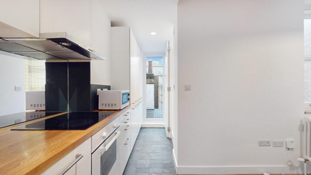 Apartment in London - View 5