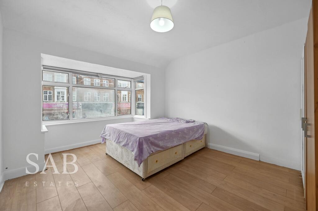 Allenby Road, Southall, UB1 - View 5