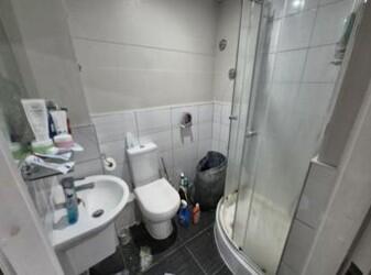 Apartment in Manchester - View 4