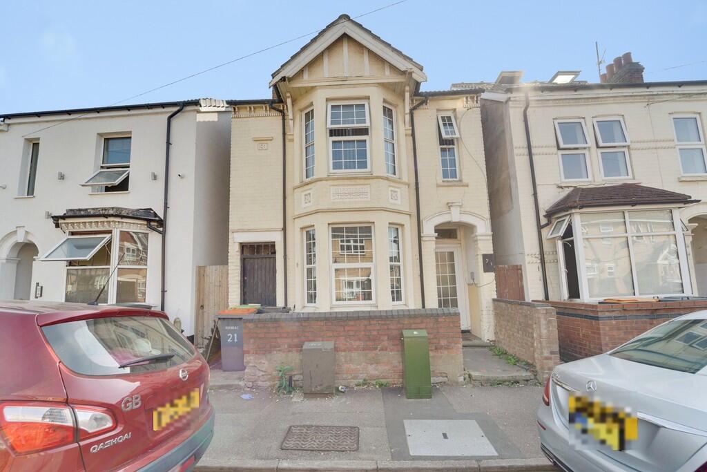 Main image of property: Victoria Road, Bedford