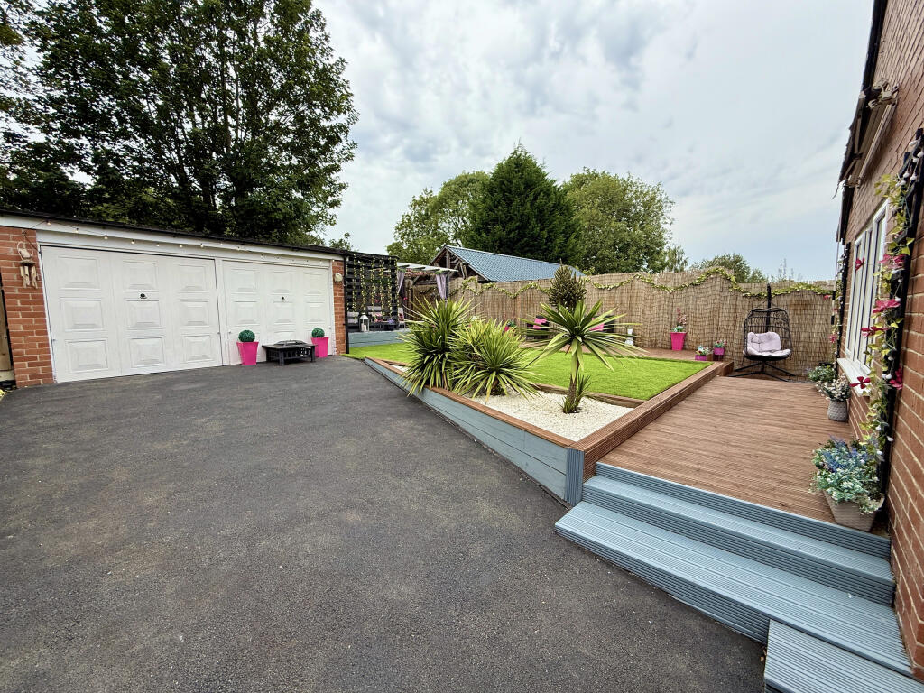 Springstone Avenue, Ossett, West Yorkshire photo 3