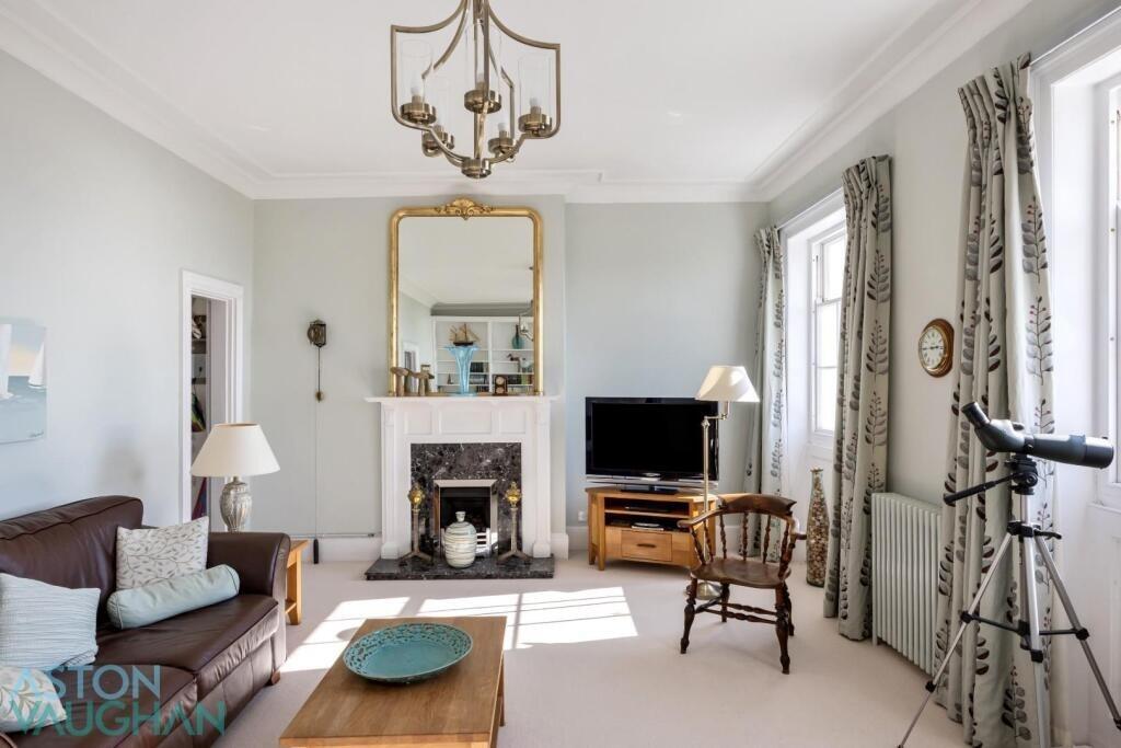 Lewes Crescent, Brighton photo 2