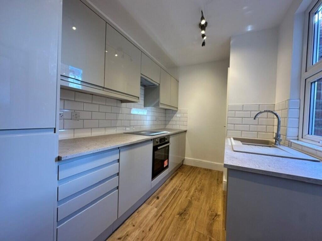 House in York - View 4