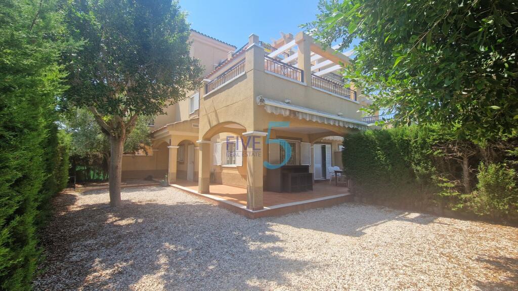 Main image of property: Valencia, Alicante, Mil Palmeras