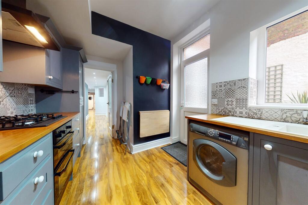 Apartment in Scarborough, North Yorkshire - More