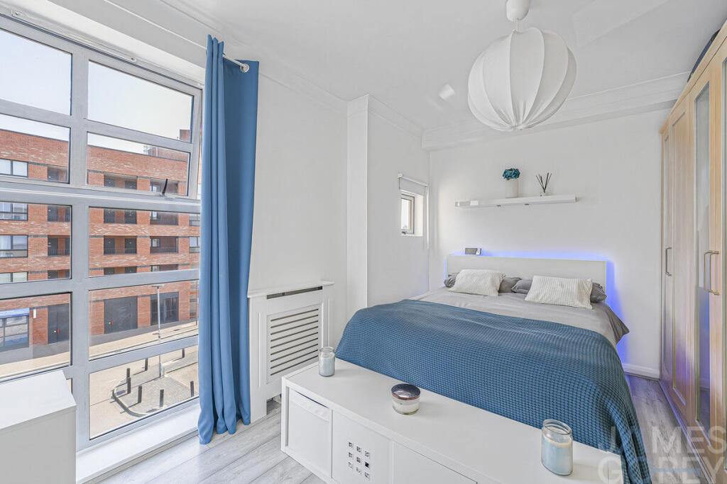 Main image of property: Thames Reach, London, SE28 0NG