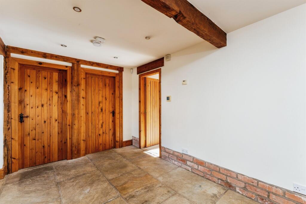 House in Llandudno, Rossett - More