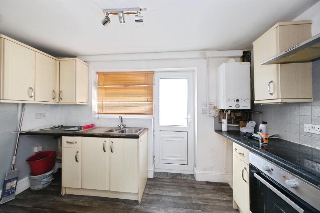 House in Amber Valley, Horsley Woodhouse - View 5