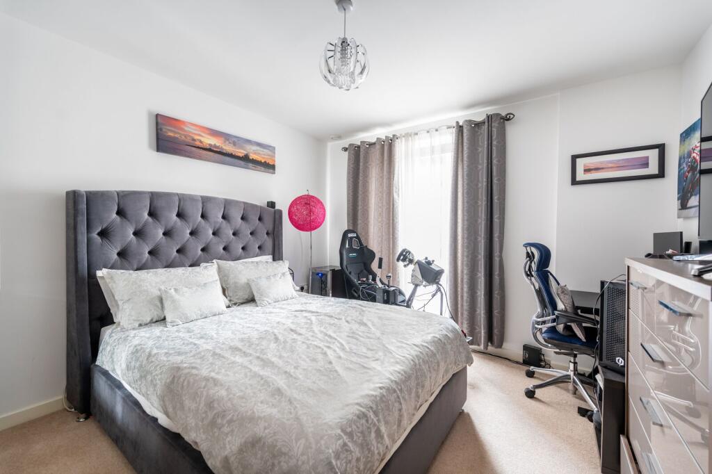 Apartment in Harrow