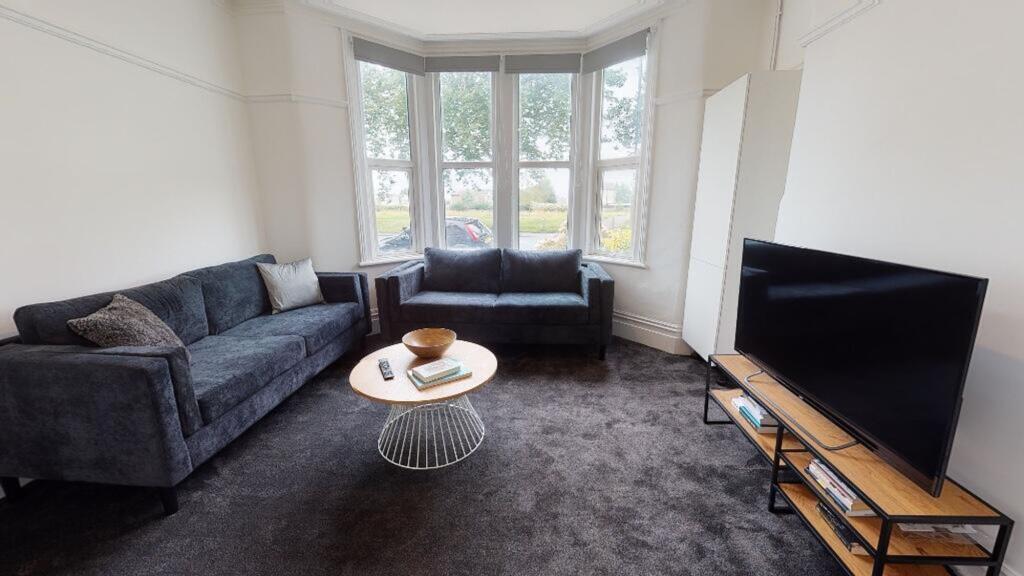 Main image of property: Gloucester Road, Horfield, BS7