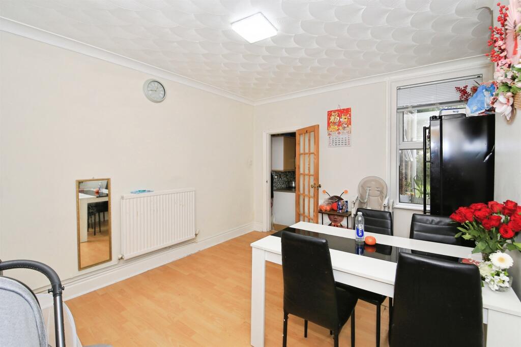 House in Peterborough - View 4