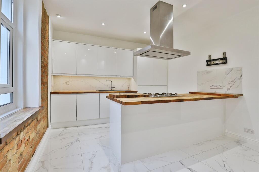 Apartment in Bournemouth - View 4