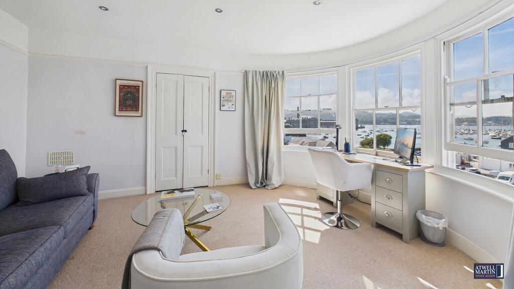 Apartment in Plymouth, Stonehouse - View 5