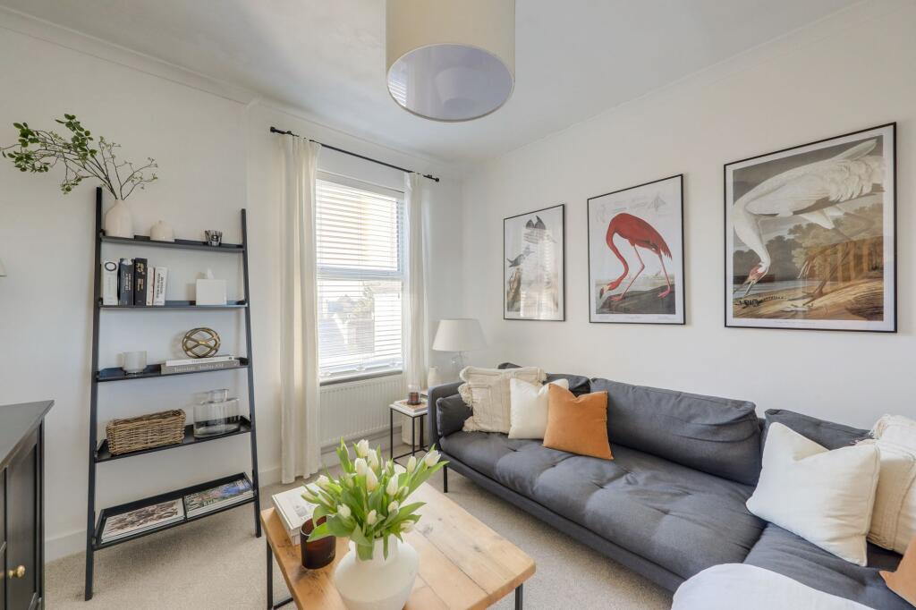 Main image of property: Hither Green Lane, Hither Green, SE13