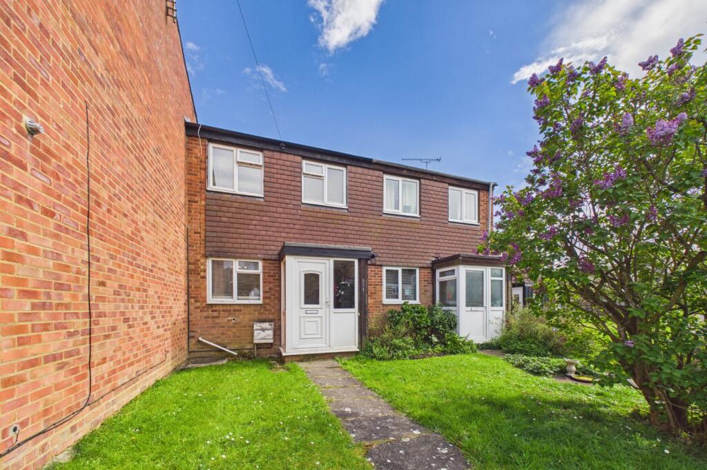 Main image of property: Pinewood Park, Farnborough, Hampshire, GU14