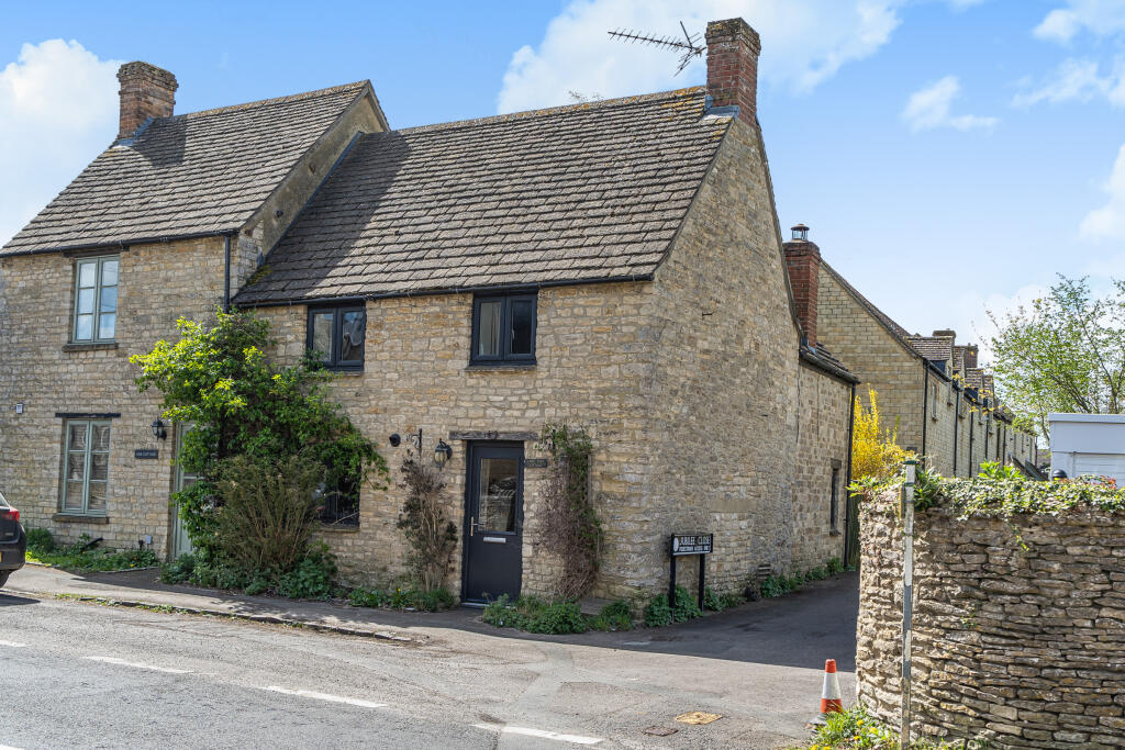 Main image of property: Middletown, Hailey, Oxfordshire