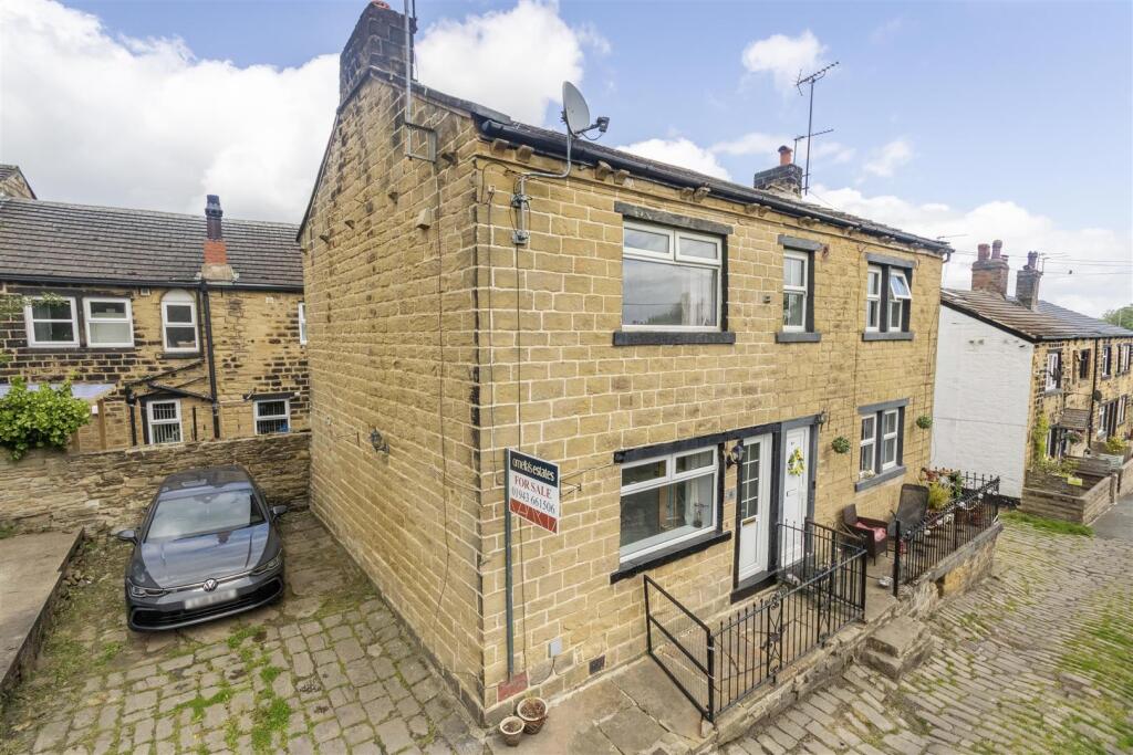 Main image of property: South View, Pudsey