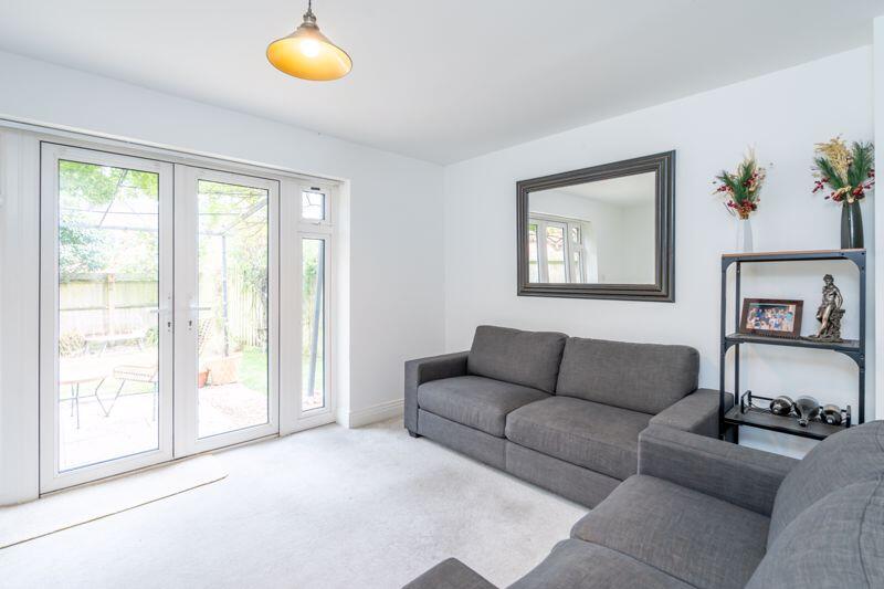 House in Chichester, Oving - More