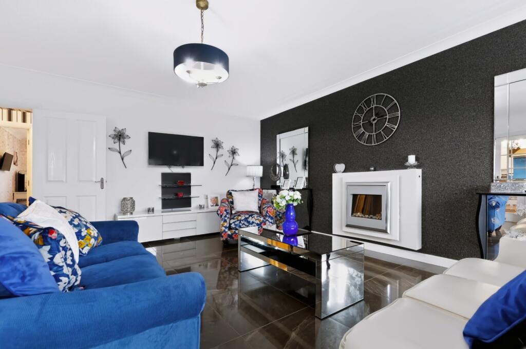 Apartment in Paisley - View 4