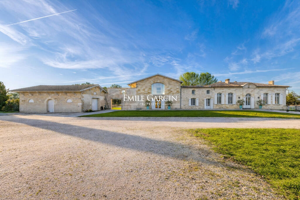 Main image of property: Aquitaine, Gironde, Martillac