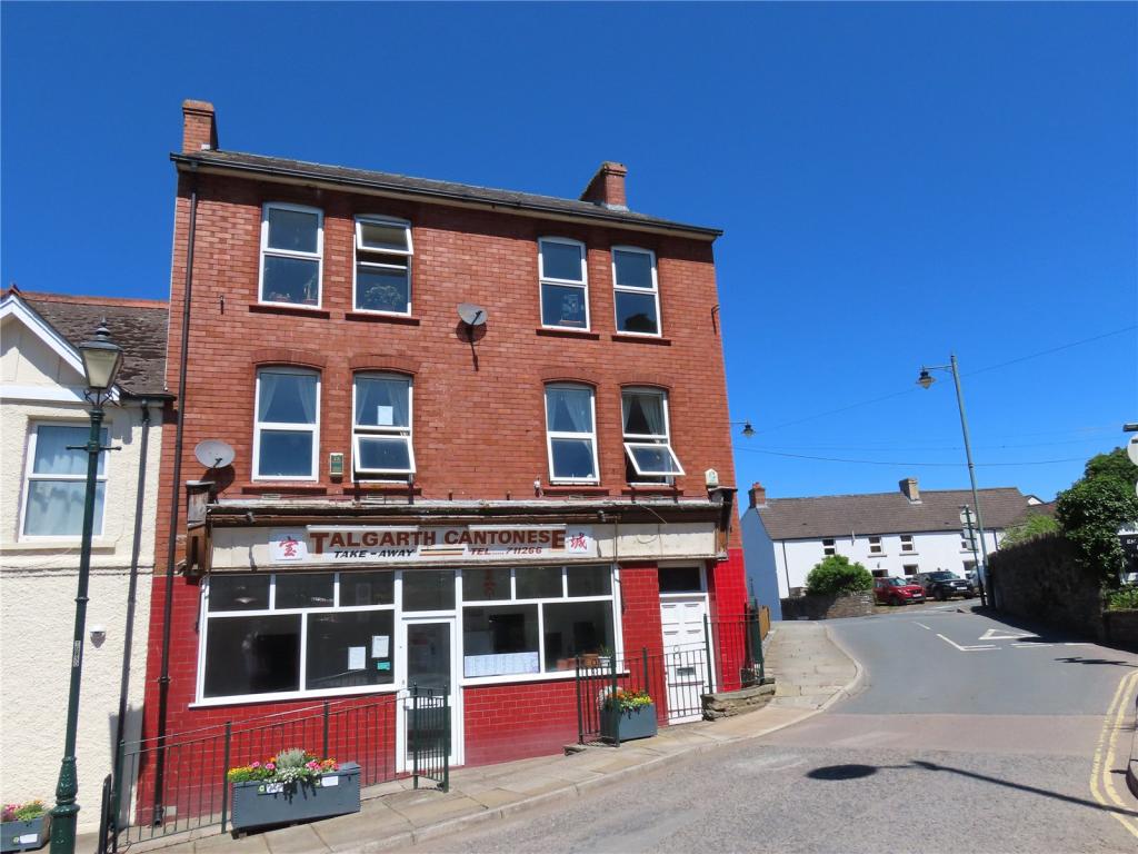 4-bed flat on The Square, Talgarth, Brecon, Powys, £375,000
