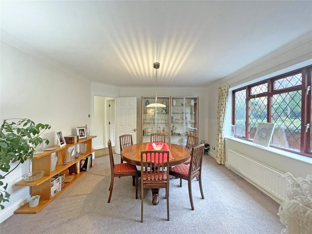 12 Baldock Road photo 4