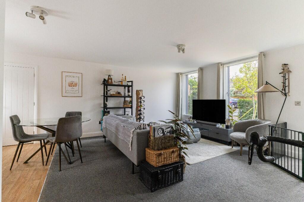 Bewick Mews, Hungerford, Berkshire, RG17 0QS photo 4