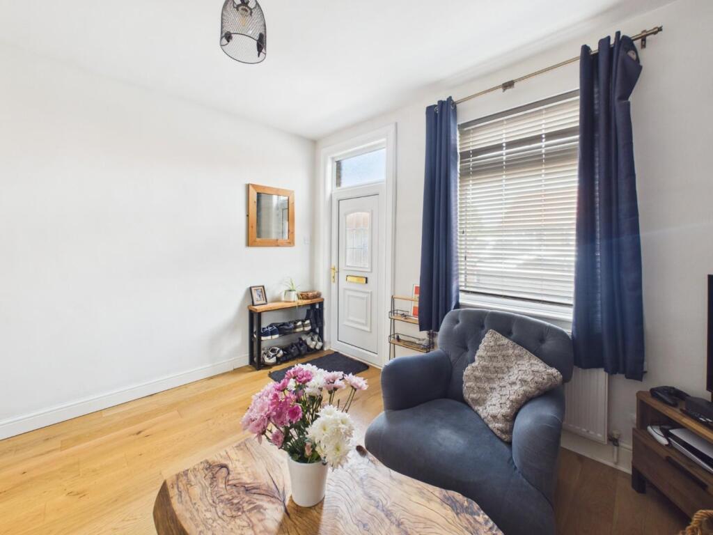 House in Norton-on-Derwent, North Yorkshire - More