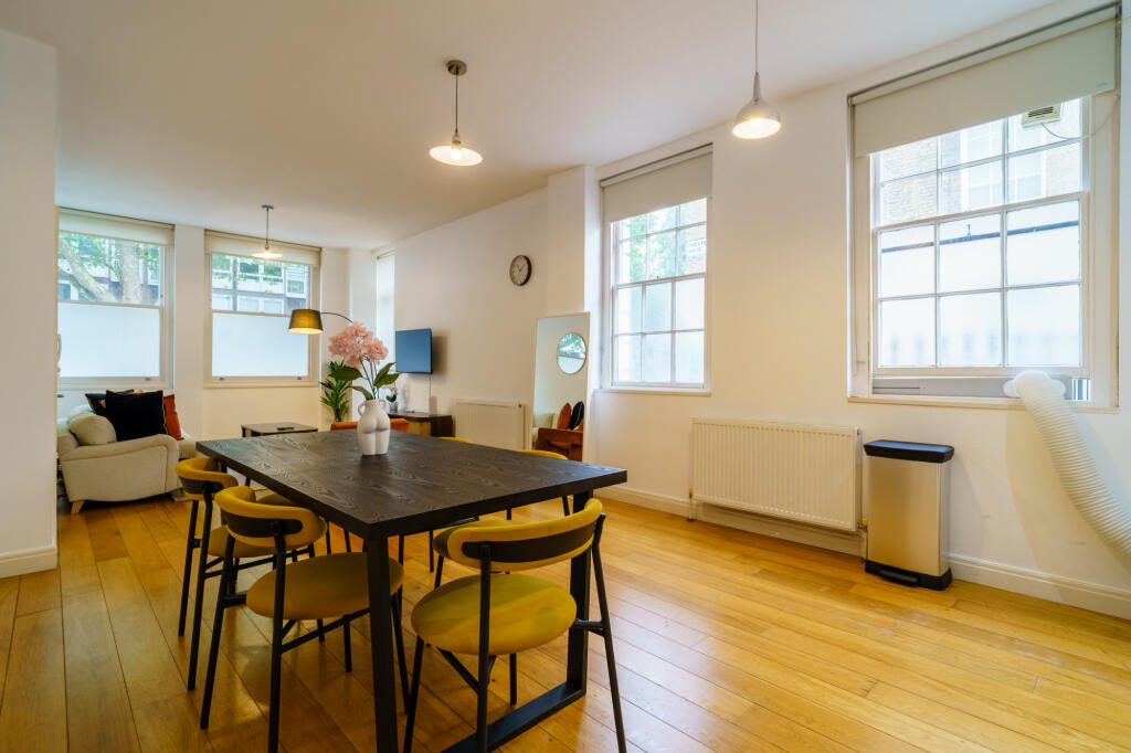 2 bedroom maisonette for rent