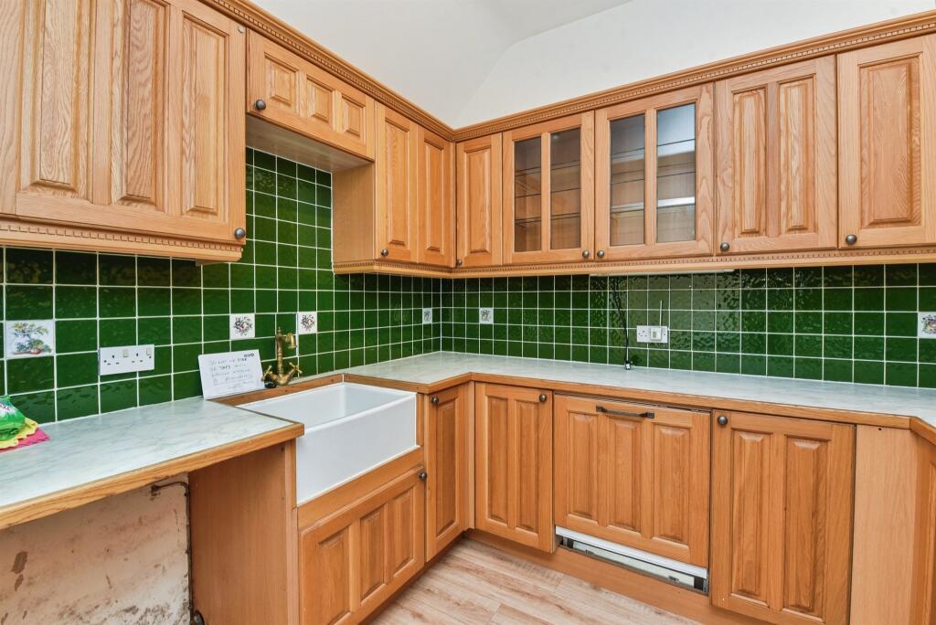 House in West Lavington, Littleton Panell - View 4