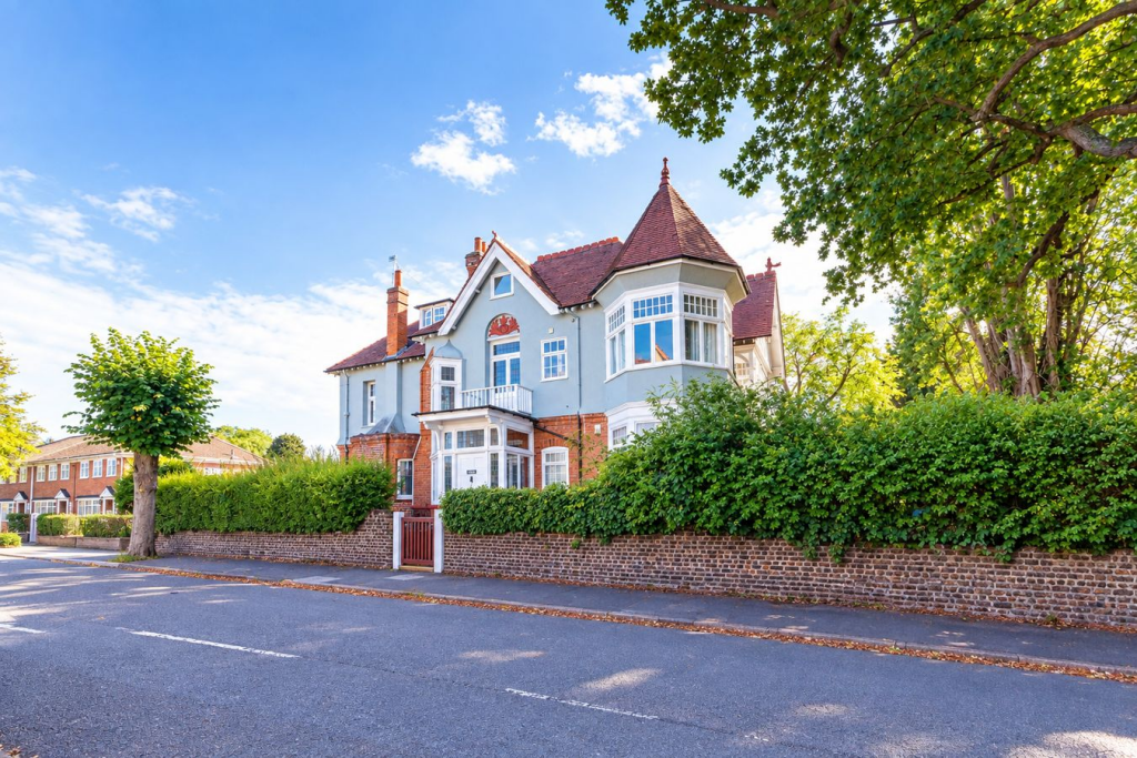 Main image of property: Hempson Avenue, Langley, SL3