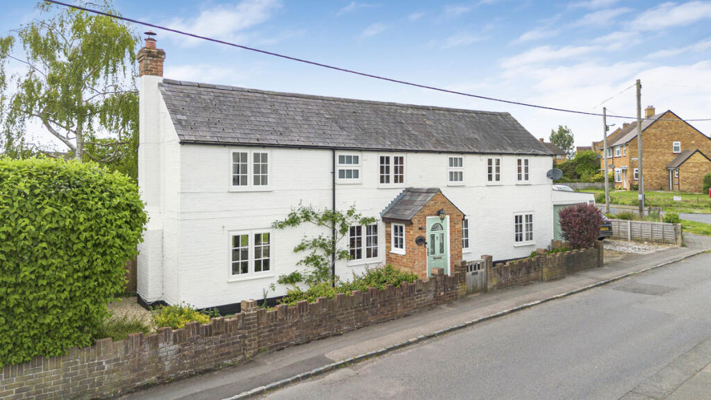 Main image of property: 6 The Turnpike, Oakley, HP18
