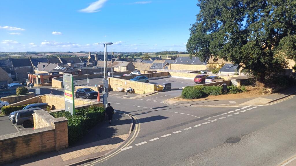 Apartment in Oxford - View 2