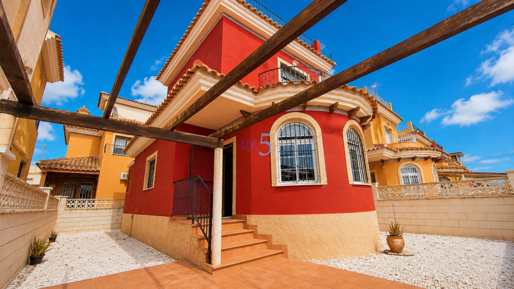Main image of property: Valencia, Alicante, Los Montesinos