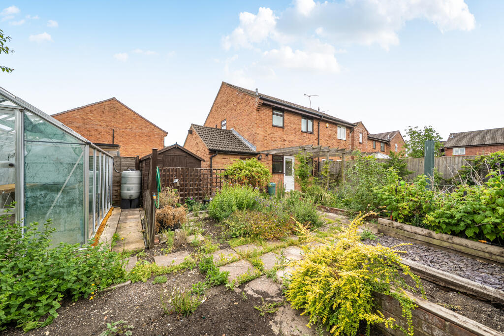 Stanbridge Park, Ramleaze, Swindon, SN5 photo 2