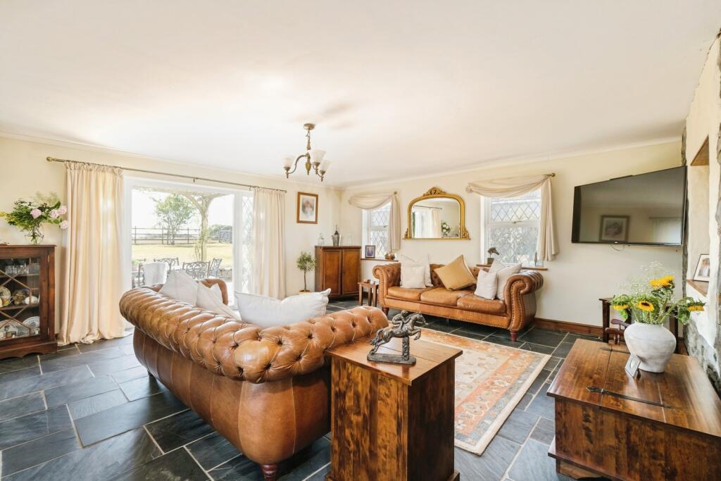 House in Swansea - View 5