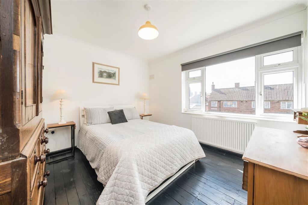 House in London - More