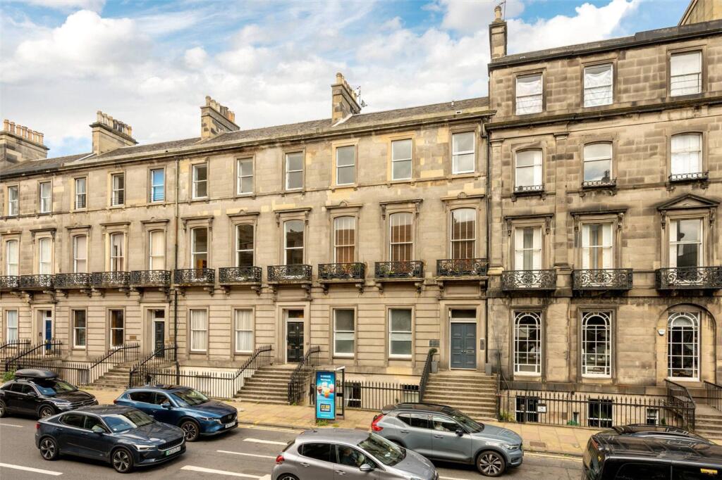 Main image of property: 3a Palmerston Place, Edinburgh, EH12 5AF