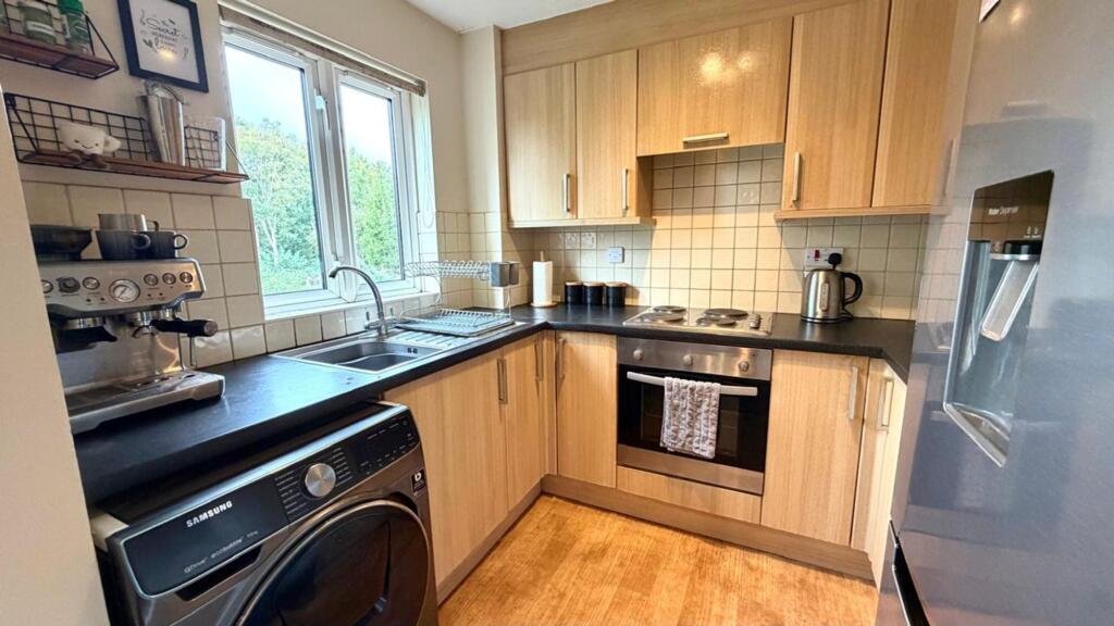 Apartment in Bournemouth - More