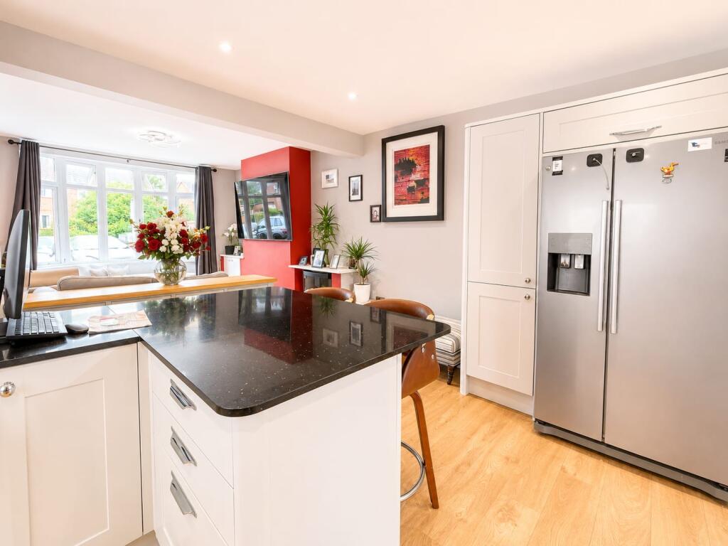 Perrys Lane, Wroughton, Swindon, SN4 - More