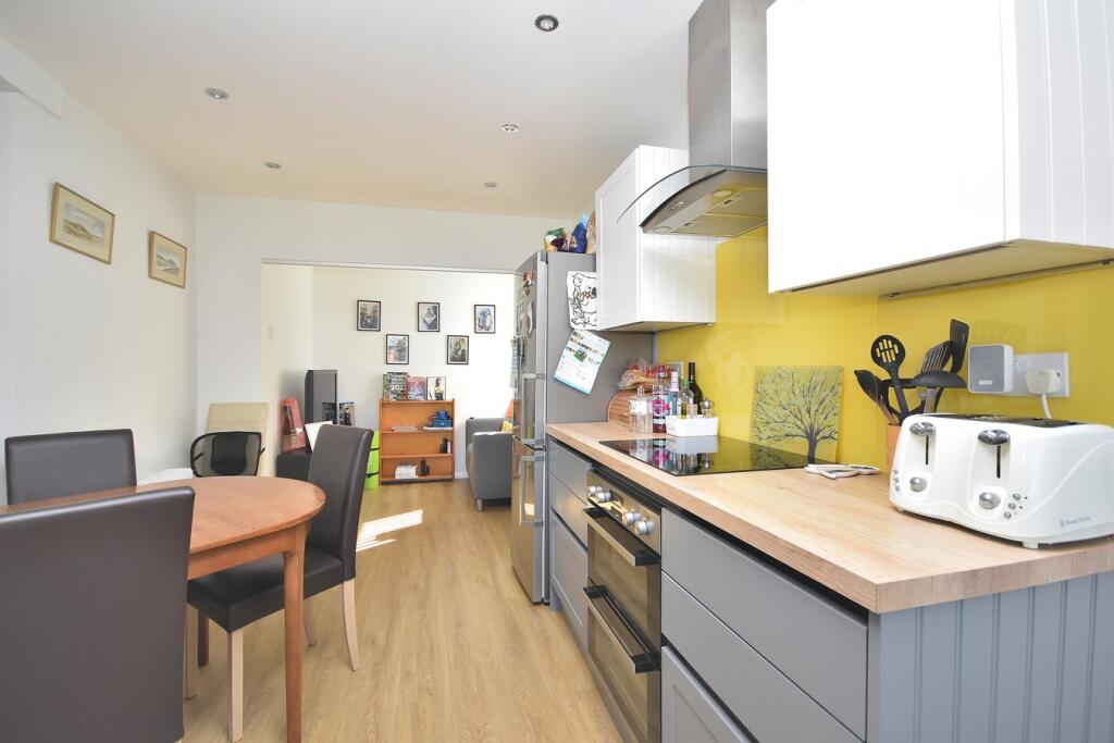 House in Northampton, Hackleton - More