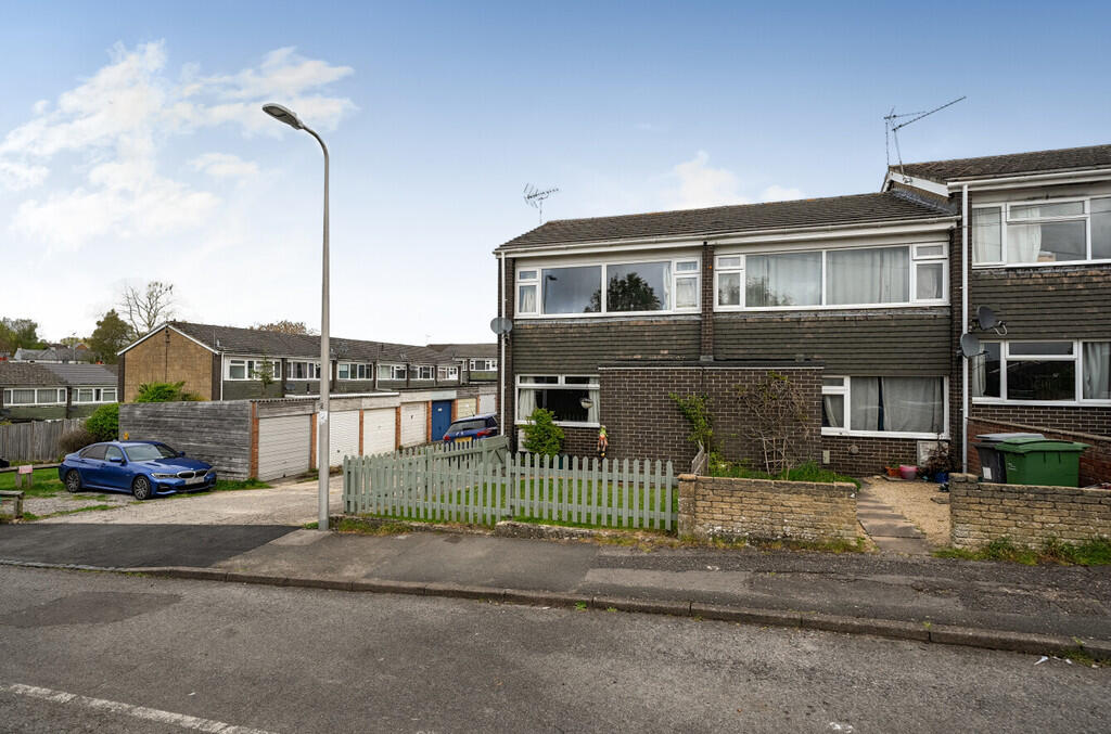 Main image of property: Orchard Park Close, Hungerford