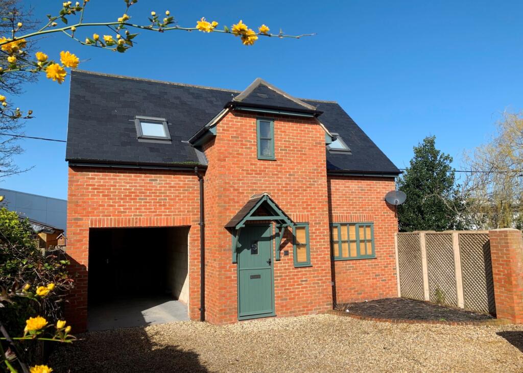 Main image of property: Queens Row, Wantage