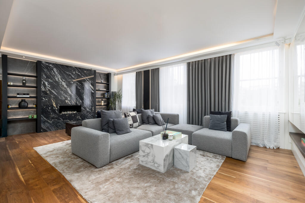 Main image of property: Ennismore Gardens, Knightsbridge, London, SW7, United Kingdom