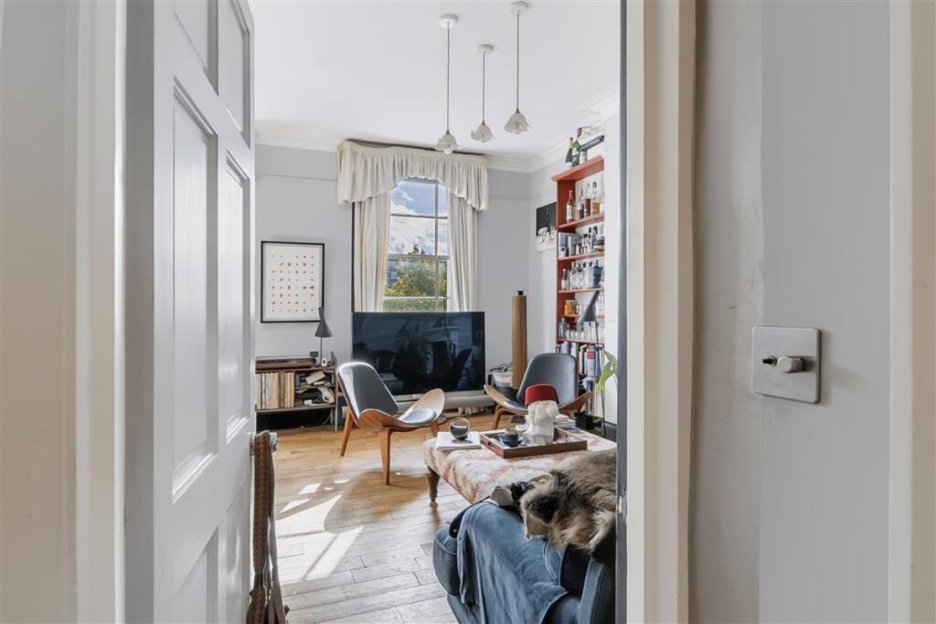 Apartment in London - More